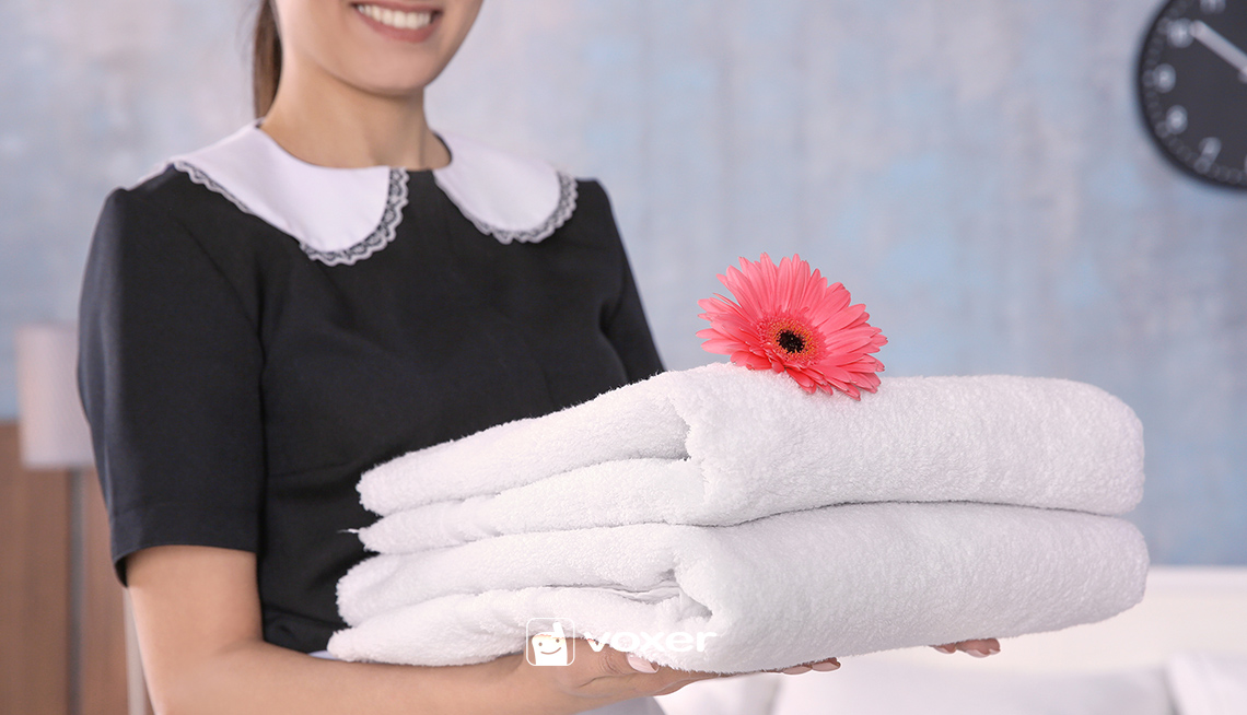 Creative Ways Your Luxury Hotel Staff Meets Guests Expectations